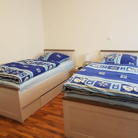 Ferienwohnung- Sarah Hahnstatten Екстериор снимка