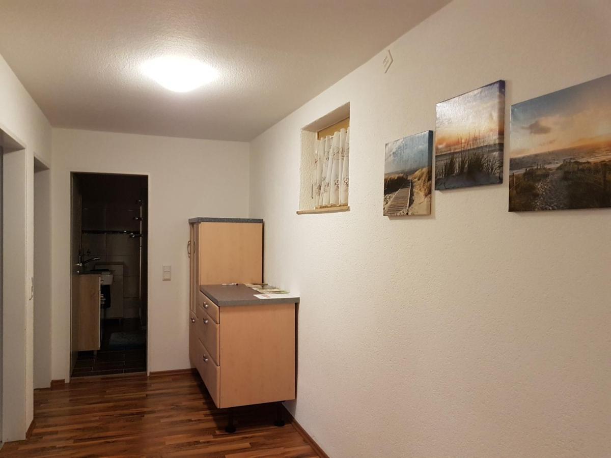 Ferienwohnung- Sarah Hahnstatten Екстериор снимка